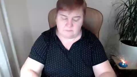 Snapshot of mommy99x chatting on 6, 1, 2025 Mommy99X online show from 6, 1, 2025