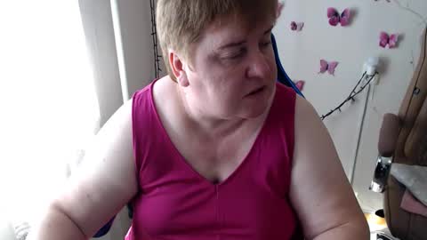 Snapshot of mommy99x chatting on 8, 3, 2025 Mommy99X online show from 8, 3, 2025