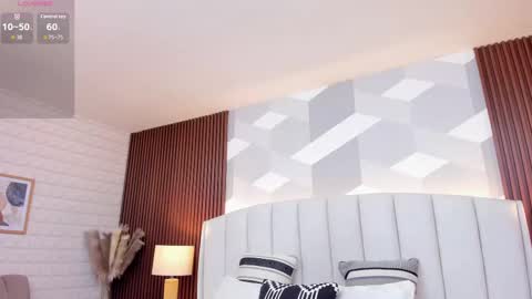 Letty Smith online show from 25, 9, 2025