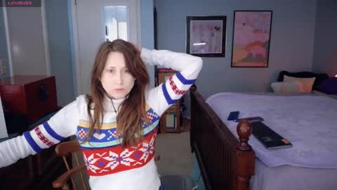 Snapshot of mommygoddessl chatting on 12, 1, 2026 Goddess L online show from 12, 1, 2026