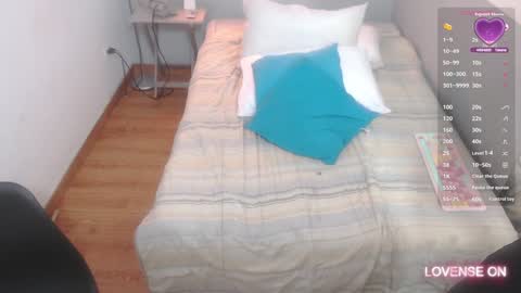 Daphne  online show from 30, 1, 2025