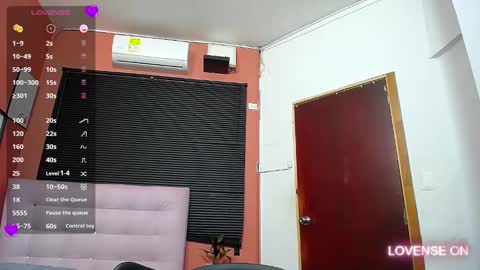 Daphne  online show from 6, 3, 2025