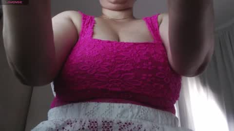 Daphne  online show from 8, 10, 2025