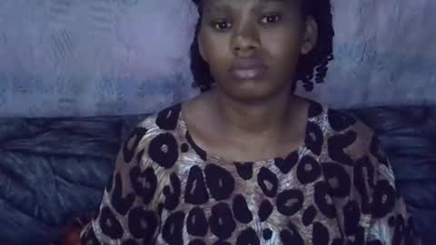 Snapshot of momsdoll chatting on 4, 2, 2026 momsdoll online show from 4, 2, 2026