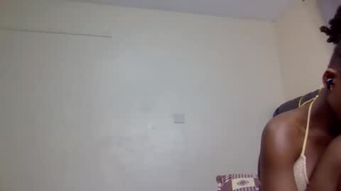 Snapshot of mona_luv1 chatting on 12, 9, 2025 Mona online show from 12, 9, 2025