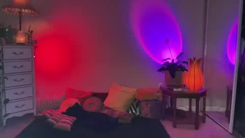 Mona online show from 24, 1, 2025