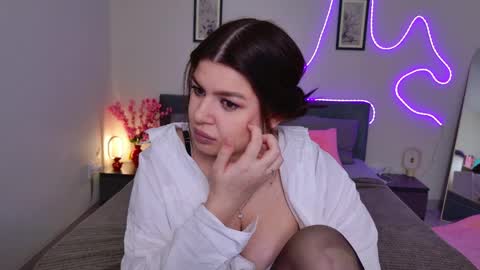 moneyforpeaches online show from 30, 5, 2026