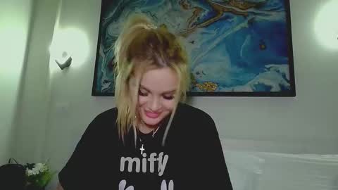 Monica online show from 28, 2, 2026