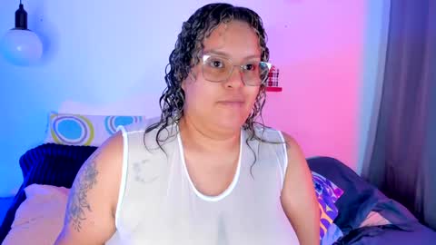 aleja      independent model       online show from 28, 1, 2025