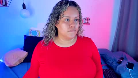 aleja      independent model       online show from 9, 2, 2025