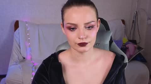 Snapshot of monicaerotic chatting on 9, 9, 2025 Monica erotic mmm online show from 9, 9, 2025