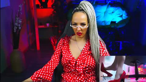 Monika online show from 30, 1, 2025