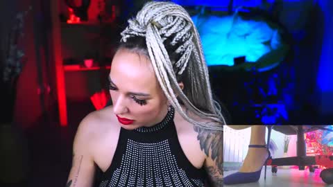 Monika online show from 2, 2, 2025