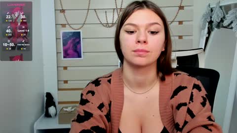 Monika online show from 10, 1, 2025