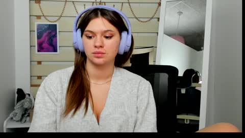 Monika online show from 21, 1, 2025