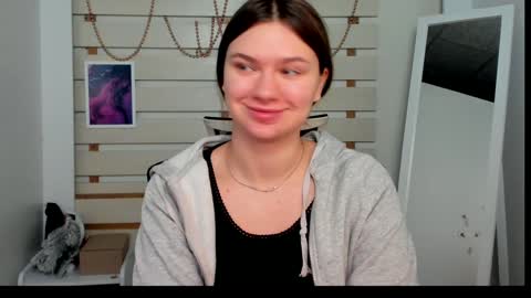 Monika online show from 27, 1, 2025