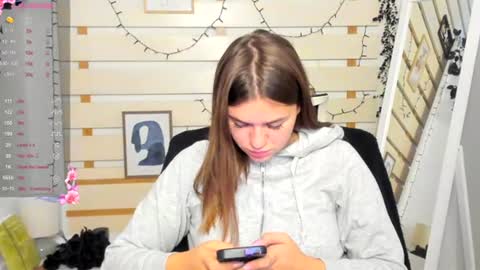 Monika online show from 28, 11, 2025