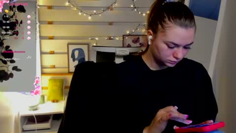 Monika online show from 27, 2, 2026