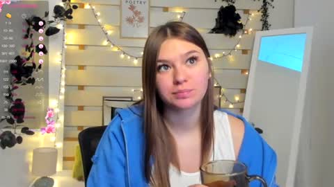 Monika online show from 11, 3, 2026