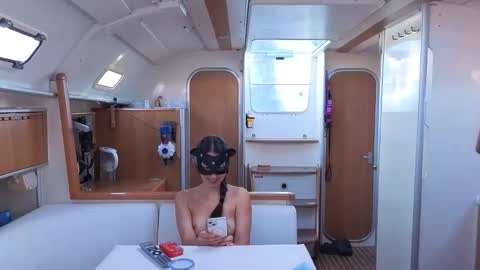 Monk and Mia online show from 23, 4, 2026