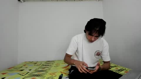 Snapshot of monky_0002 chatting on 28, 5, 2026 monky_0002 online show from 28, 5, 2026