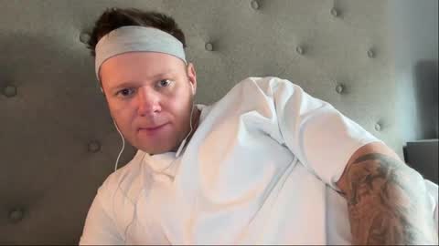 Snapshot of monster_d_ chatting on 10, 4, 2026 Monster D online show from 10, 4, 2026