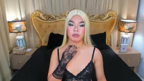 Snapshot of monstercock_olivia chatting on 28, 5, 2026 OliviaRoxy online show from 28, 5, 2026