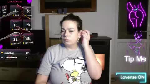 Snapshot of montserrat123 chatting on 27, 2, 2025 Monse online show from 27, 2, 2025