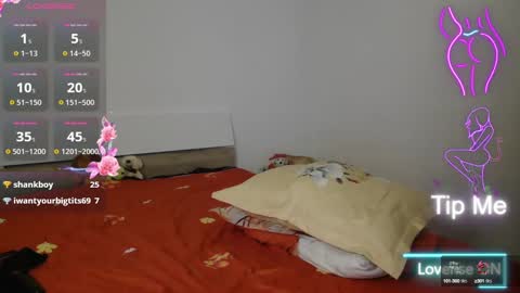 Snapshot of montserrat123 chatting on 12, 3, 2025 Monse online show from 12, 3, 2025