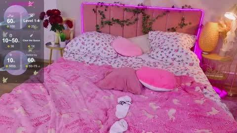 Snapshot of moon__bunny chatting on 3, 10, 2025 Moon  Bunny online show from 3, 10, 2025
