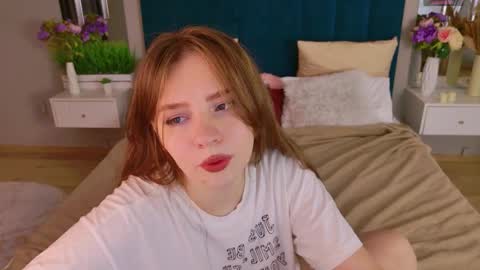 Moon  Bunny online show from 4, 12, 2025