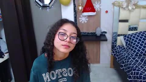 moon_and_fire_ online show from 24, 11, 2025