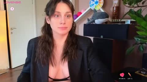 Luna  online show from 21, 4, 2026