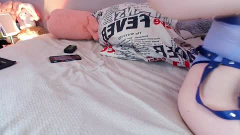 Snapshot of moon_rabbitt chatting on 15, 1, 2025 Alice online show from 15, 1, 2025