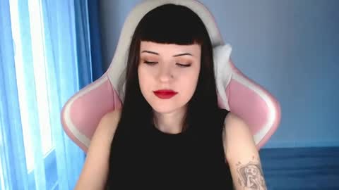  sophie  online show from 23, 4, 2026