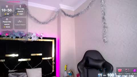 Snapshot of moon_water__ chatting on 17, 1, 2026 Moon Water online show from 17, 1, 2026