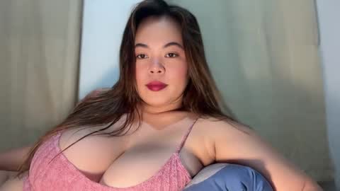 moona_luna21 online show from 17, 12, 2025