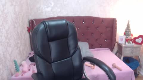 Charlotte online show from 16, 12, 2024