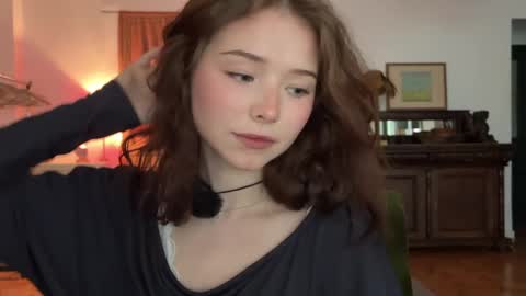 Snapshot of moonfaced_ chatting on 24, 5, 2026 Ann online show from 24, 5, 2026
