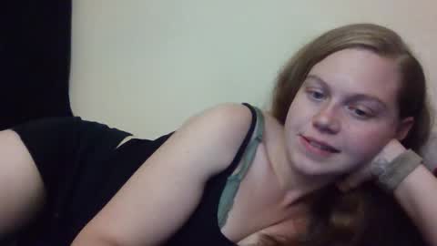 Snapshot of moongoddess16 chatting on 9, 6, 2026 Anastasia online show from 9, 6, 2026