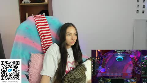 MOON  online show from 21, 12, 2024