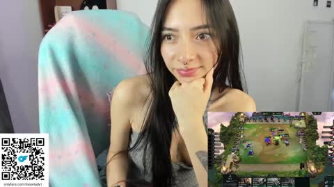 MOON  online show from 20, 1, 2025