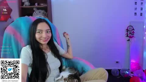 MOON  online show from 6, 3, 2025