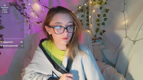 Snapshot of moonlight__lovers chatting on 2, 12, 2024 Dana online show from 2, 12, 2024