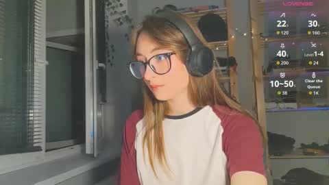 Snapshot of moonlight__lovers chatting on 22, 9, 2025 Dana online show from 22, 9, 2025