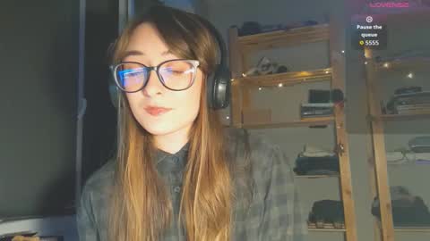 Snapshot of moonlight__lovers chatting on 4, 10, 2025 Dana online show from 4, 10, 2025