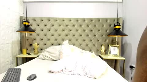 Mmorenito online show from 28, 10, 2025