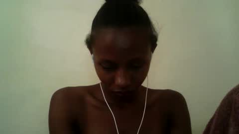 Snapshot of morgane_69 chatting on 3, 6, 2026 morgane_69 online show from 3, 6, 2026