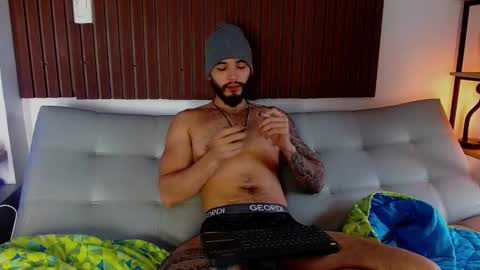 Snapshot of morgann_jones chatting on 18, 2, 2025 morgan online show from 18, 2, 2025