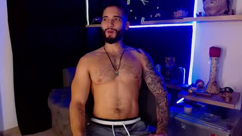 Snapshot of morgann_jones chatting on 21, 2, 2025 morgan online show from 21, 2, 2025